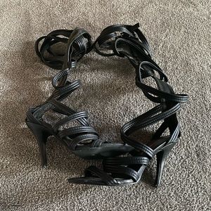 Tall strappy woman's heels 8.5